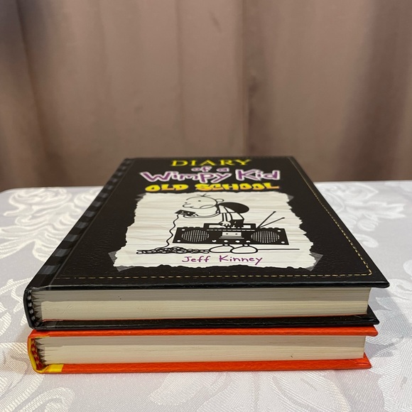 Diary of a Wimpy Kid Book Set 10 & 11- Old School & Double Down EUC - Picture 4 of 6